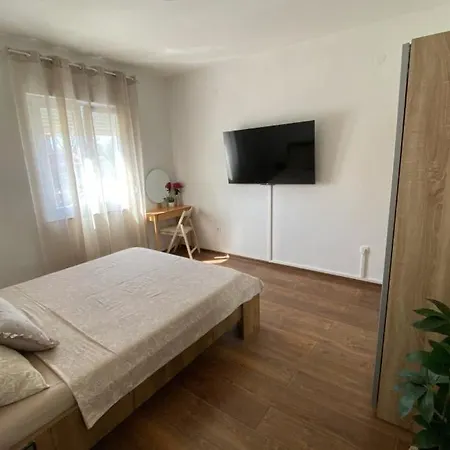 Апартаменты Jozephine 1 By Guide Пула