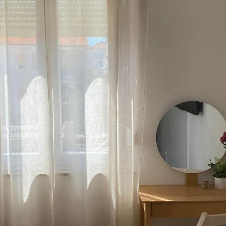 Jozephine 1 By Guide * Пула