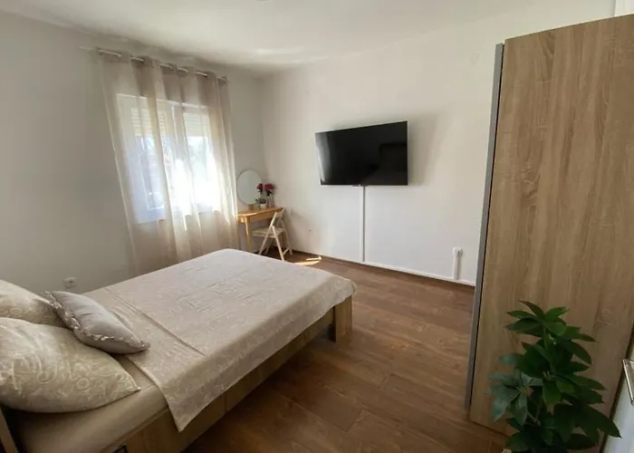 Apartamento Jozephine 1 By Guide Pula