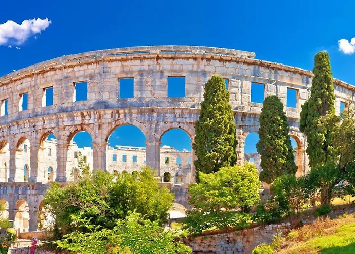 Jozephine 1 By Guide Pula