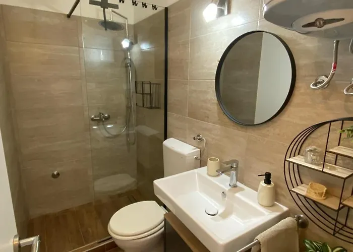 Jozephine 1 By Guide * Póla